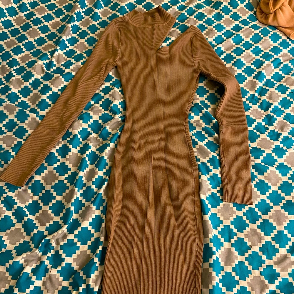 Long sleeve dress